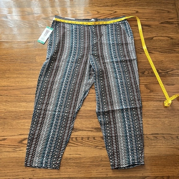 Jessica Simpson Ladies’ Printed Pull-on Pant size:XL - Picture 2 of 4